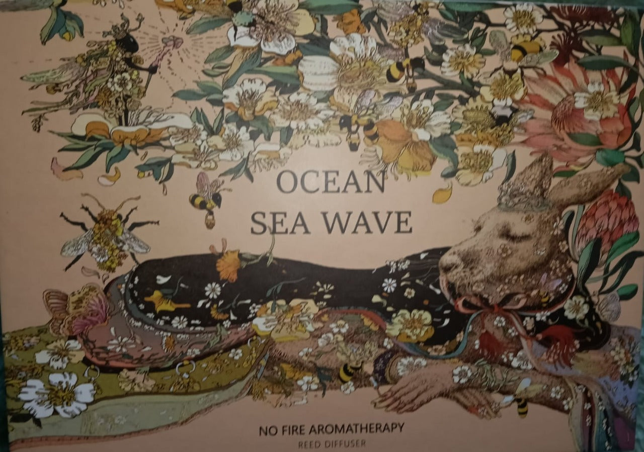 Essential Oil Scented Candle and Diffuser Set - in Gift Box